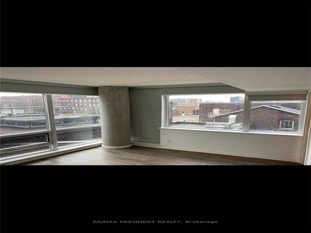 319 - 20 Joe Shuster Way