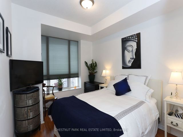 413 - 451 Rosewell Ave