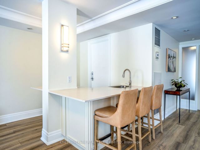 413 - 451 Rosewell Ave