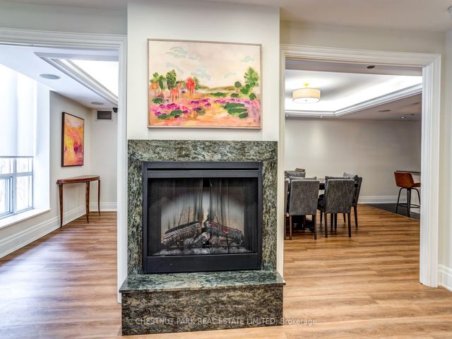 413 - 451 Rosewell Ave