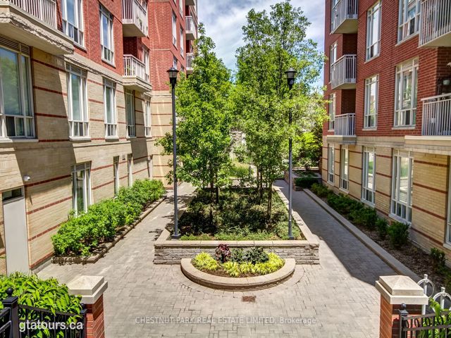 413 - 451 Rosewell Ave