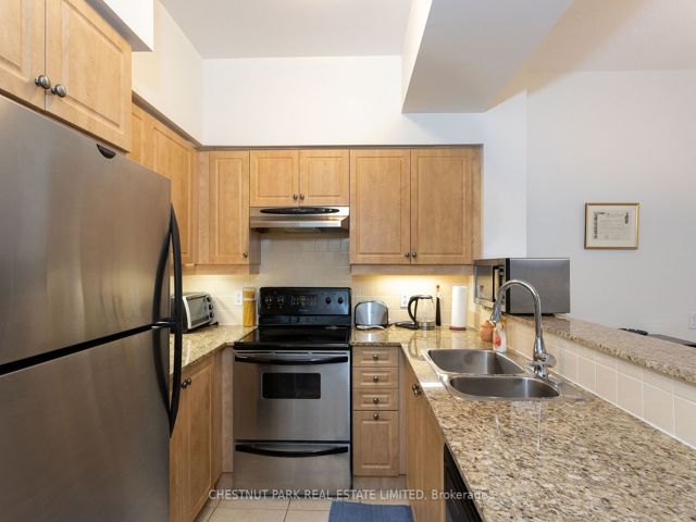 413 - 451 Rosewell Ave