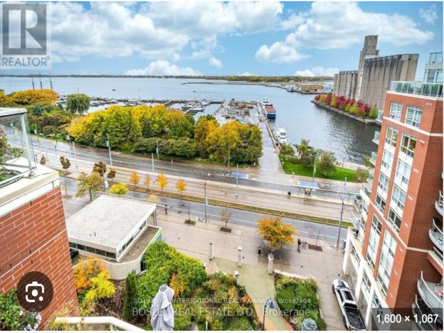 911 - 550 Queens Quay W