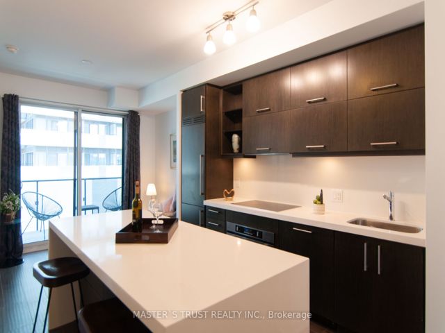 401 - 65 St Mary St