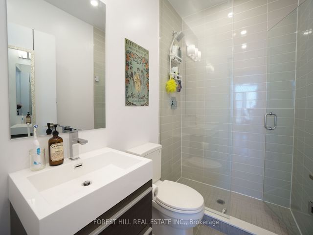 2401 - 181 Bedford Rd