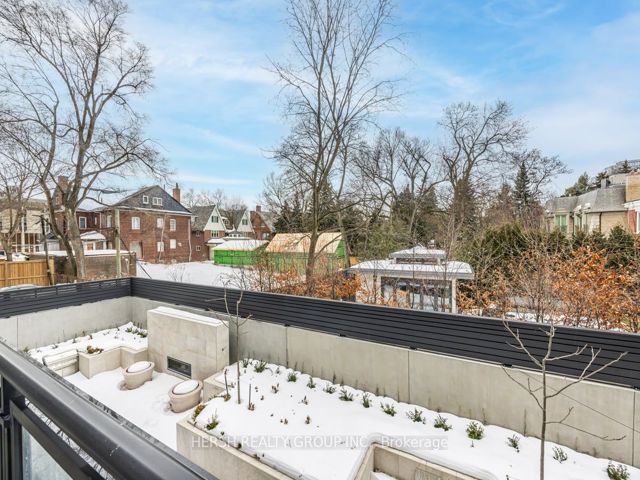 209 - 2 Forest Hill Rd