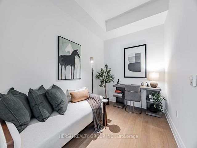 209 - 2 Forest Hill Rd