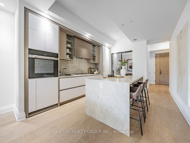 209 - 2 Forest Hill Rd
