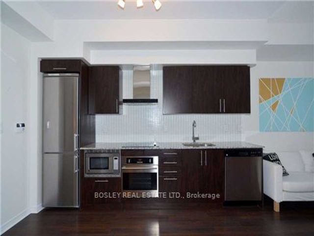 1219 - 352 Front St W