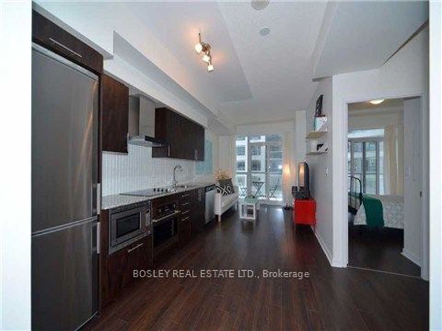 1219 - 352 Front St W