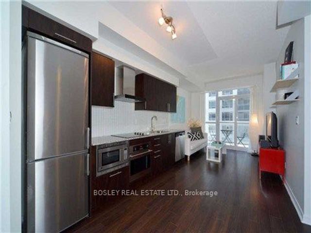 1219 - 352 Front St W