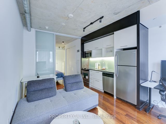 430 - 47 Lower River St
