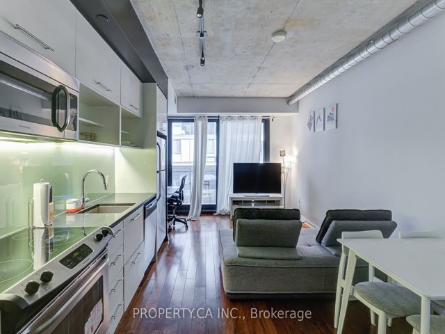 430 - 47 Lower River St