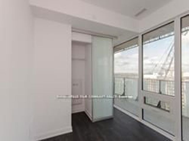 3109 - 42 Charles St E