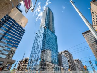 3711 - 488 University Ave