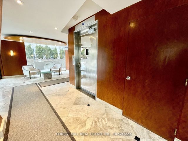 1 - 423 Avenue Rd