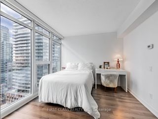 1811 - 80 Queens Wharf Rd