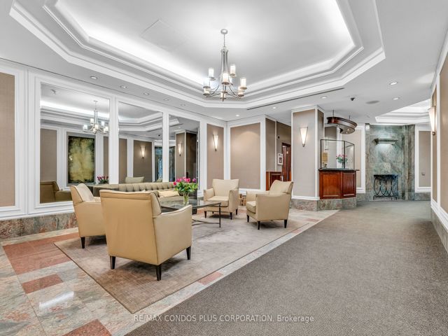 2403 - 24 Wellesley St W
