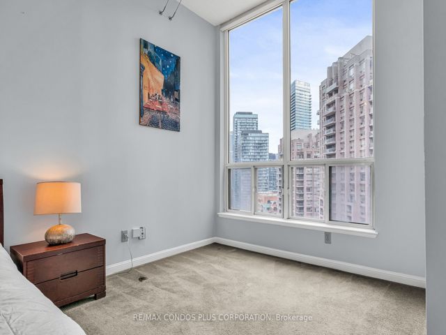 2403 - 24 Wellesley St W
