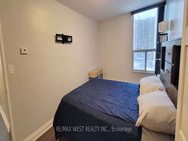 812 - 60 Pavane Linkway