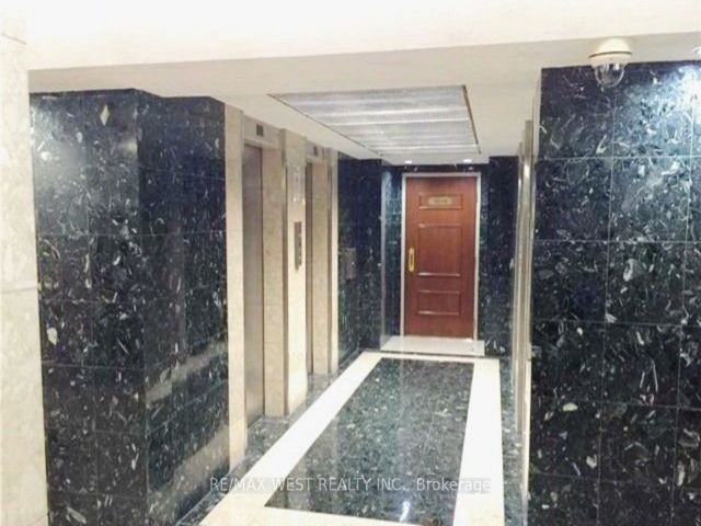 812 - 60 Pavane Linkway
