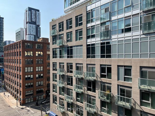 711 - 21 Nelson St