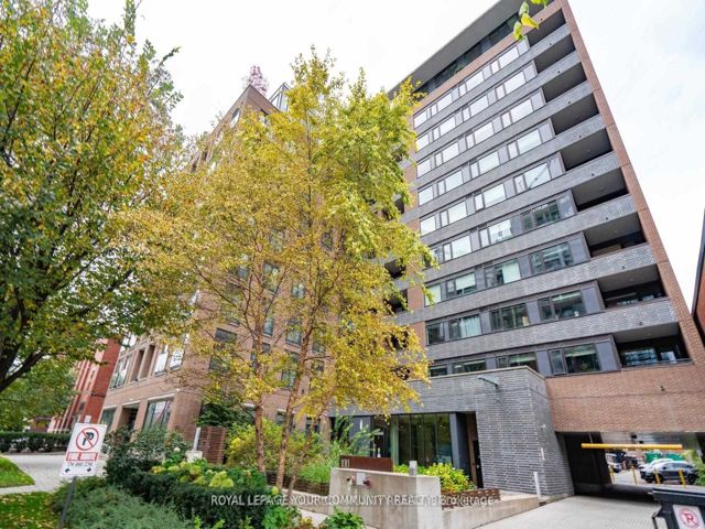 1003 - 400 Wellington St W
