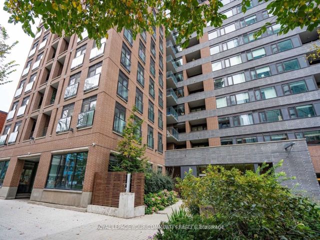 1003 - 400 Wellington St W