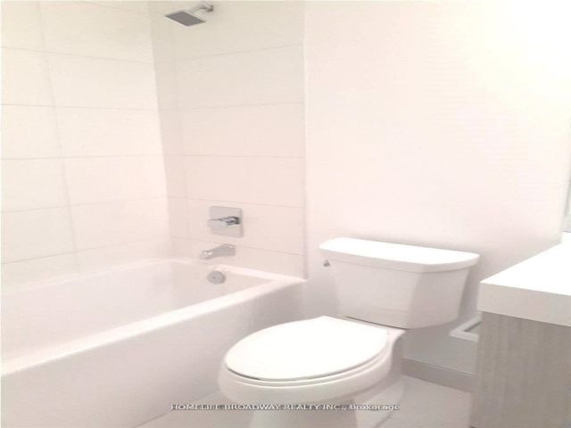 1013 - 251 Jarvis St