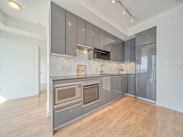 3502 - 115 Mcmahon Dr