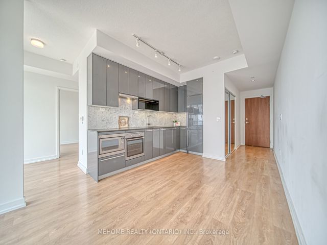 3502 - 115 Mcmahon Dr