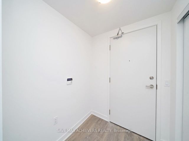 3216 - 195 Redpath Ave