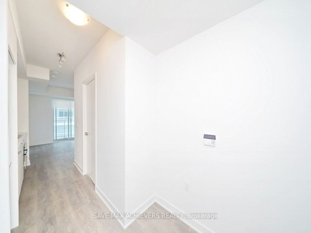 3216 - 195 Redpath Ave