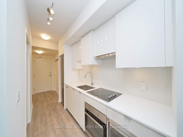 3216 - 195 Redpath Ave