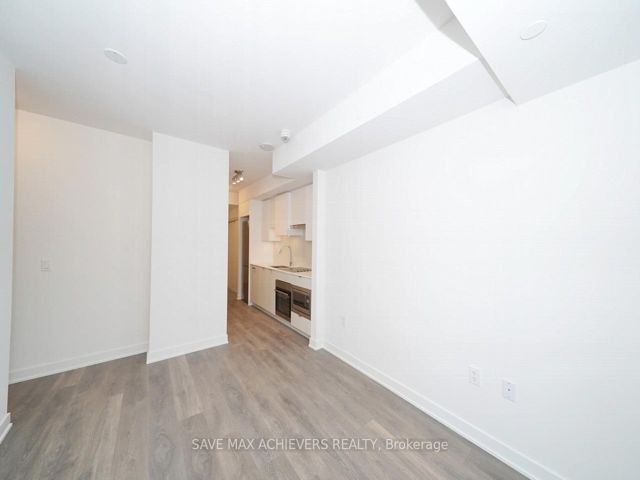 3216 - 195 Redpath Ave