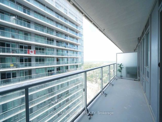 3216 - 195 Redpath Ave