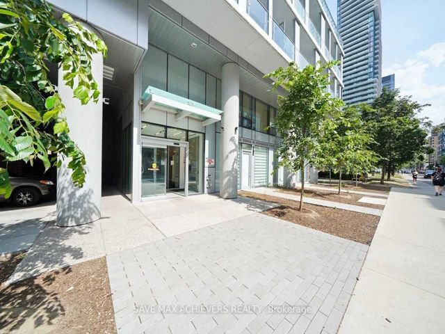 3216 - 195 Redpath Ave