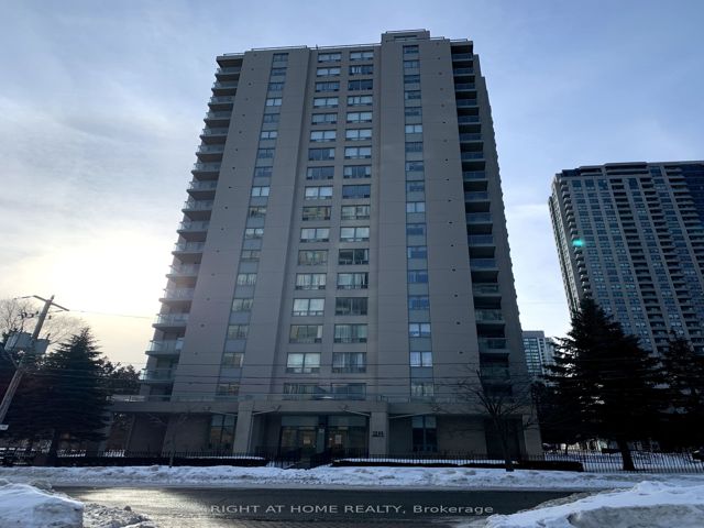 709 - 28 Empress Ave