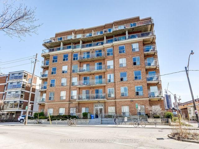 103 - 11 Christie St