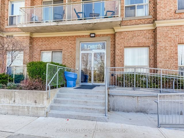 103 - 11 Christie St