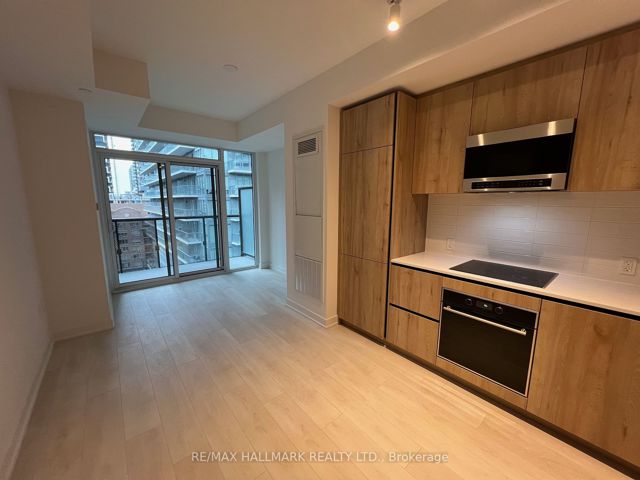 1003 - 127 Broadway Ave W