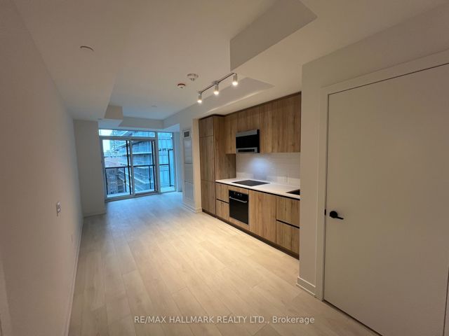 1003 - 127 Broadway Ave W