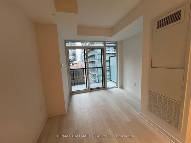 1003 - 127 Broadway Ave W