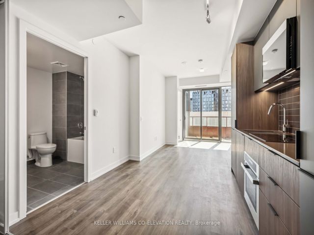 515 - 28 Eastern Ave