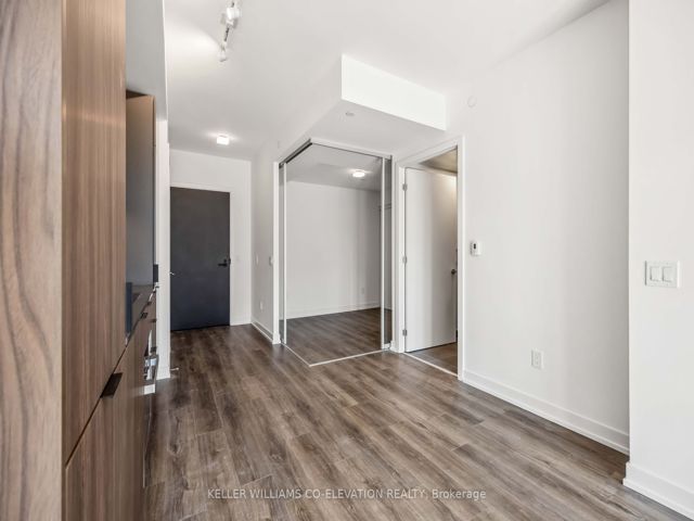 515 - 28 Eastern Ave