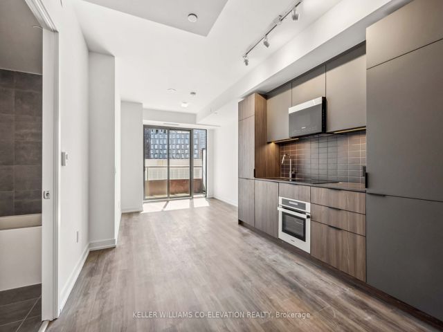 515 - 28 Eastern Ave