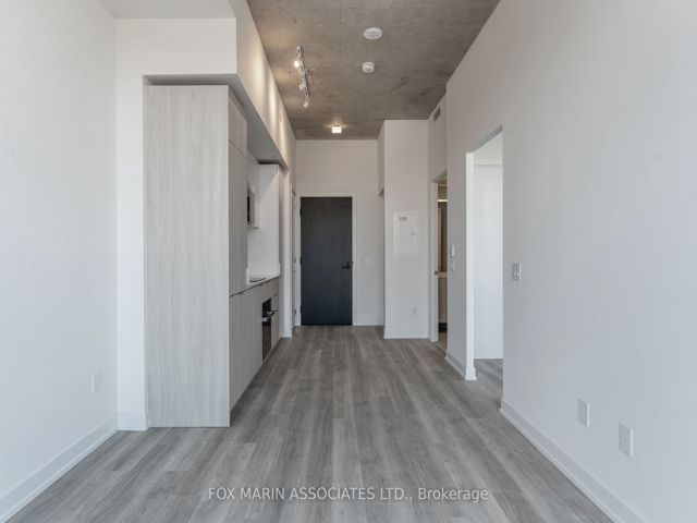 610 - 28 Eastern Ave