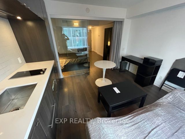 1509 - 155 Yorkville Ave