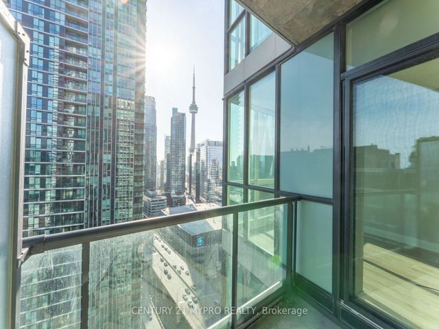 3001 - 16 Yonge St