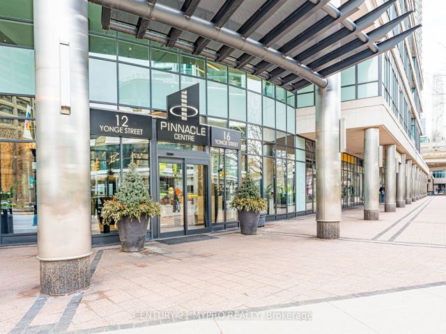 3001 - 16 Yonge St